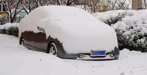 暴雪封車,能用機械千斤頂頂升車嗎